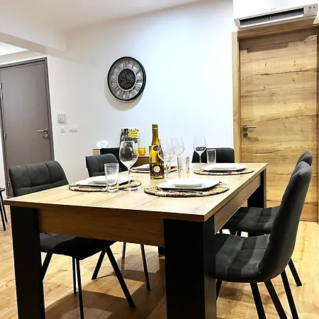 L'etoile Du Vignoble Au Coeur D'un Ranch Alsacien Sur La Route Des Vins Meuble 4 Etoiles - Climatise *